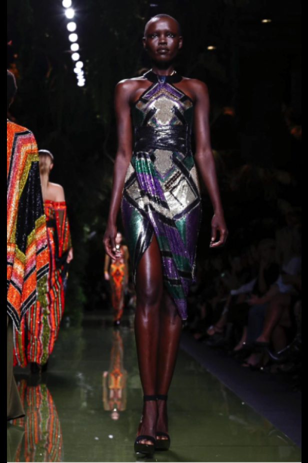 عرض أزياء Balmain لصيف وربيع ٢٠١٧ !