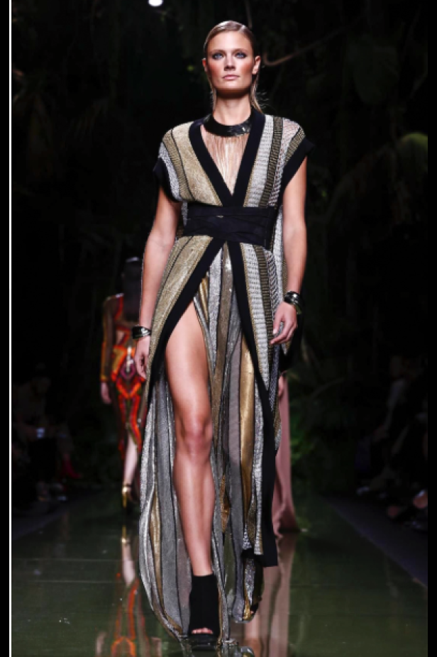 عرض أزياء Balmain لصيف وربيع ٢٠١٧ !