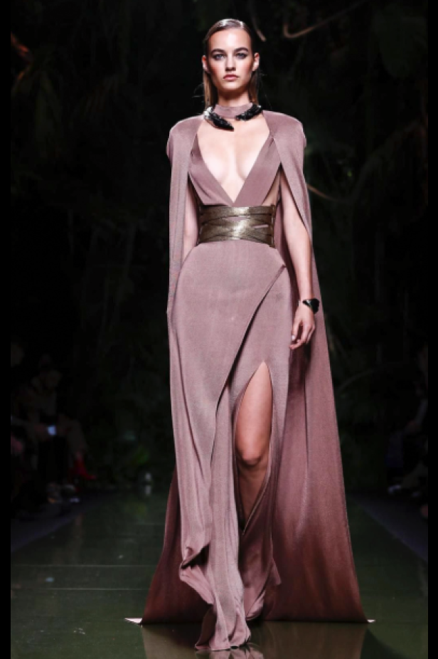 عرض أزياء Balmain لصيف وربيع ٢٠١٧ !