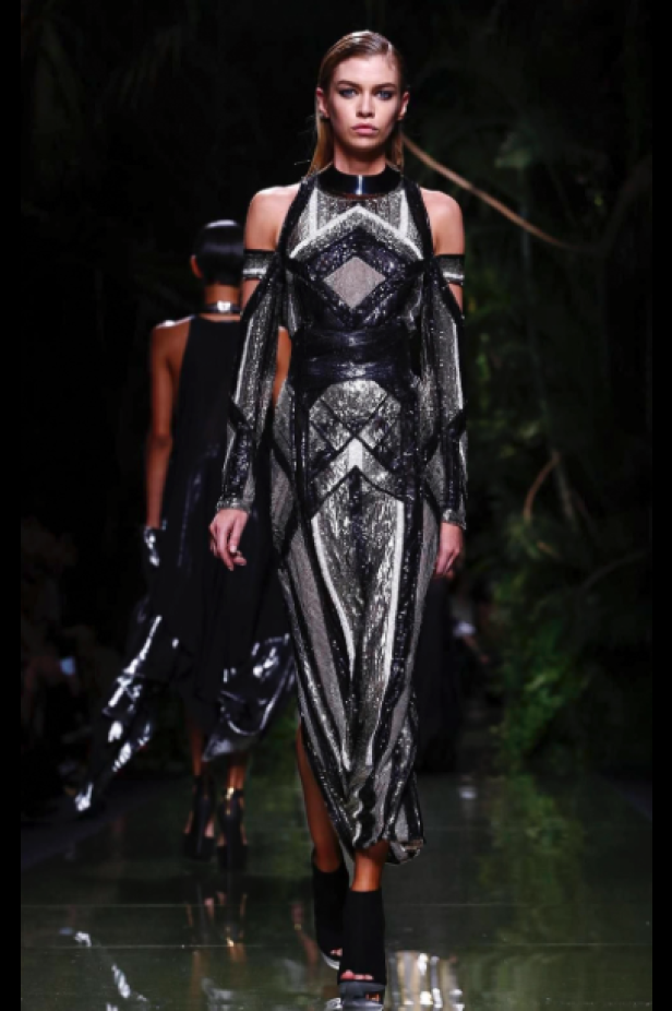 عرض أزياء Balmain لصيف وربيع ٢٠١٧ !