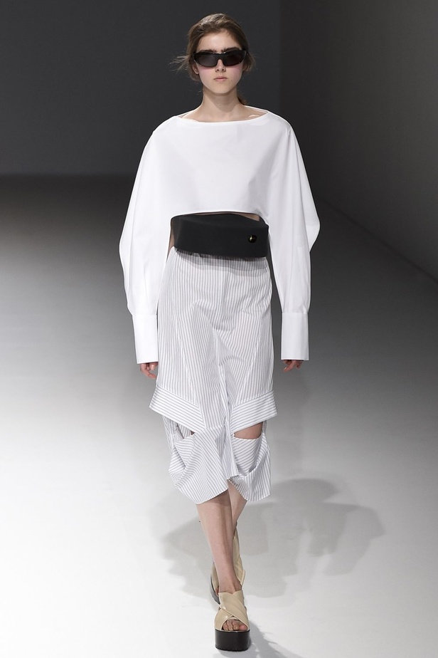 مجموعة Chalayan لربيع وصيف 2017