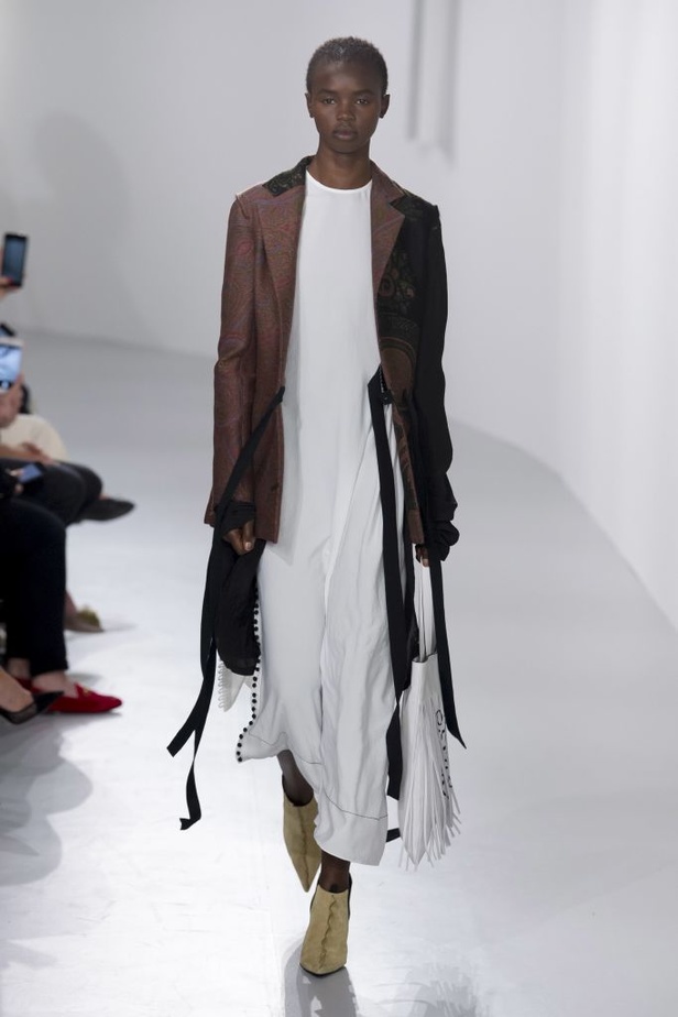 مجموعة Loewe لربيع وصيف 2018