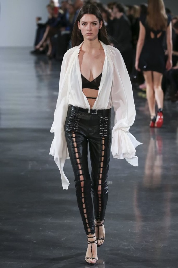 مجموعة موغلر لموسم ربيع وصيف 2018