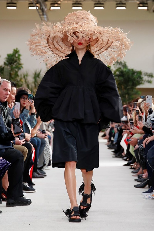 مجموعة فالنتينو لموسم ربيع وصيف 2019