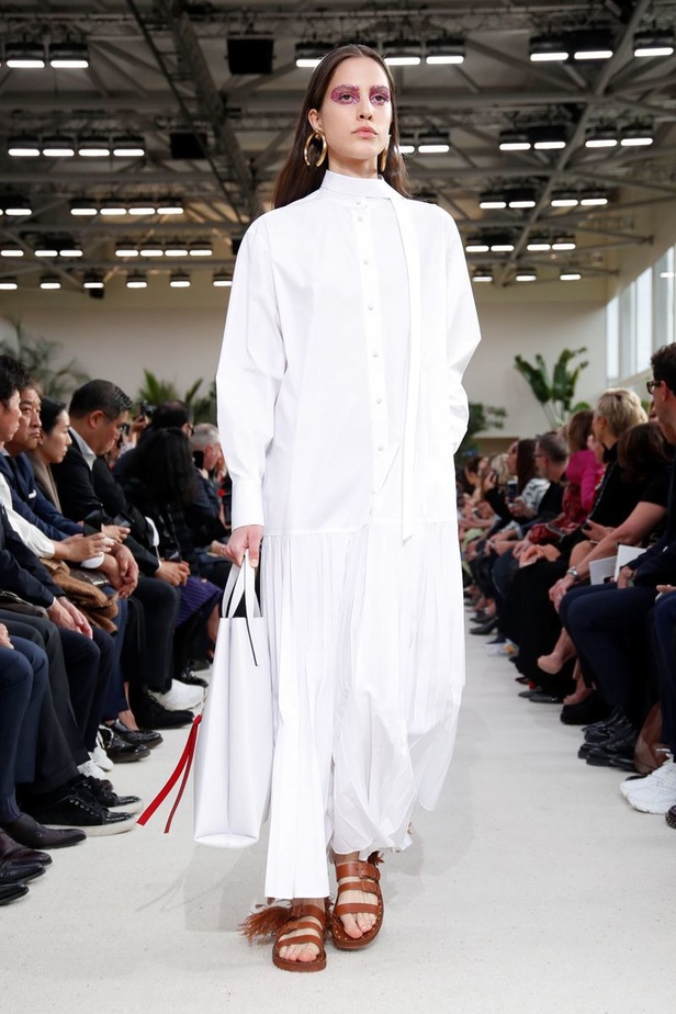 مجموعة فالنتينو لموسم ربيع وصيف 2019