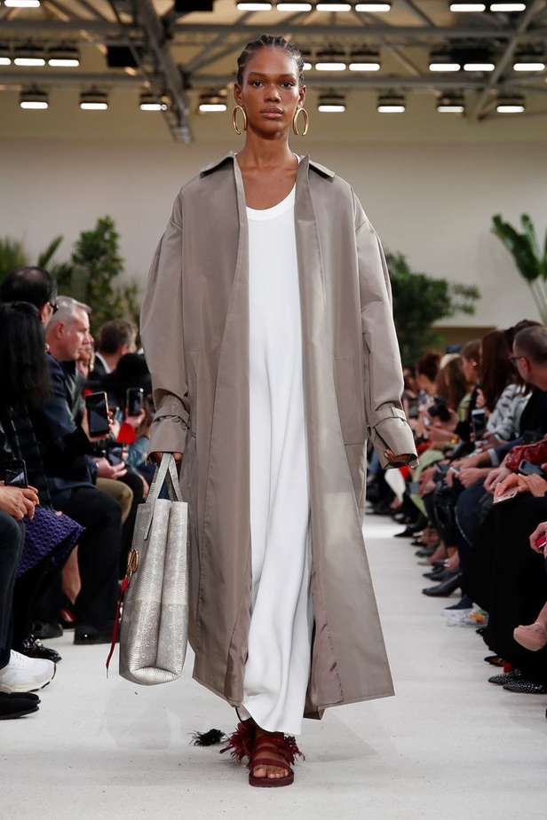 مجموعة فالنتينو لموسم ربيع وصيف 2019