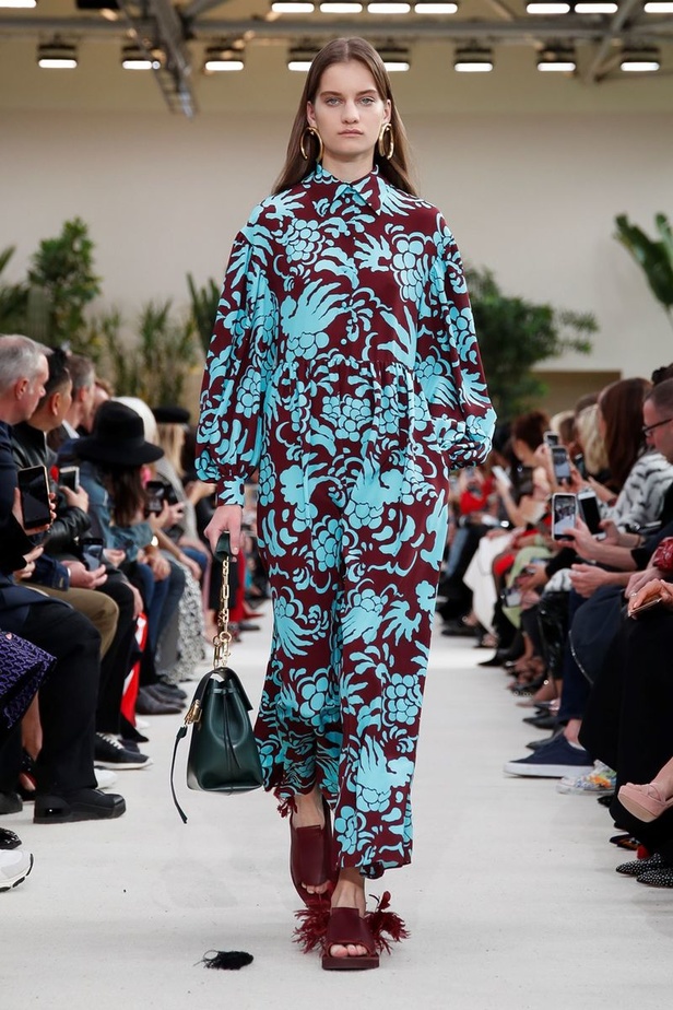 مجموعة فالنتينو لموسم ربيع وصيف 2019