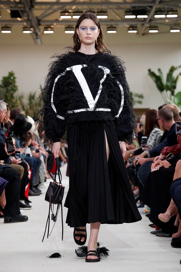 مجموعة فالنتينو لموسم ربيع وصيف 2019