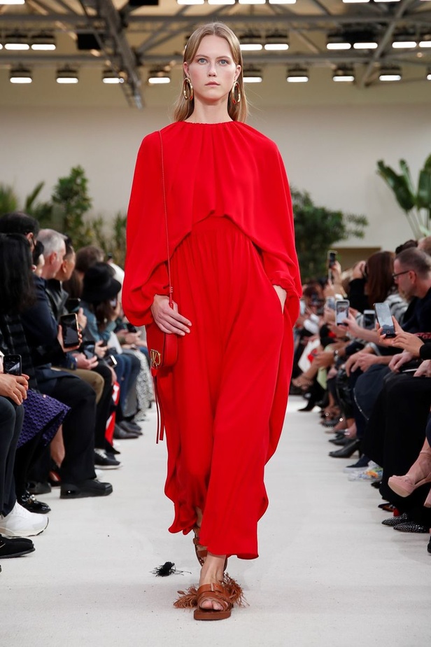 مجموعة فالنتينو لموسم ربيع وصيف 2019