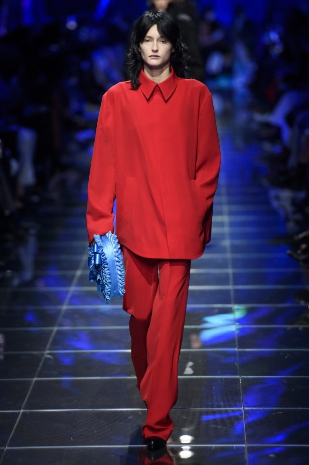 مجموعة Balenciaga لربيع وصيف 2019
