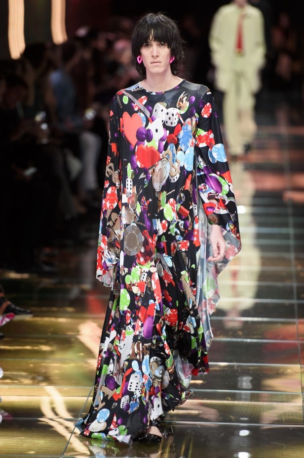 مجموعة Balenciaga لربيع وصيف 2019