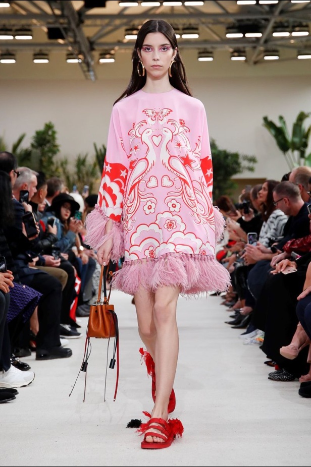 مجموعة فالنتينو لموسم ربيع وصيف 2019