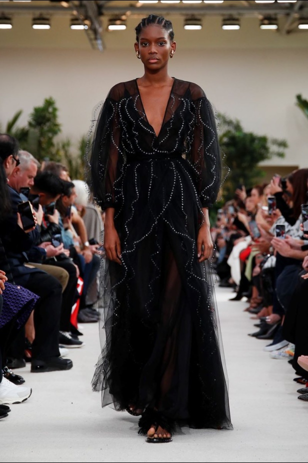 مجموعة فالنتينو لموسم ربيع وصيف 2019