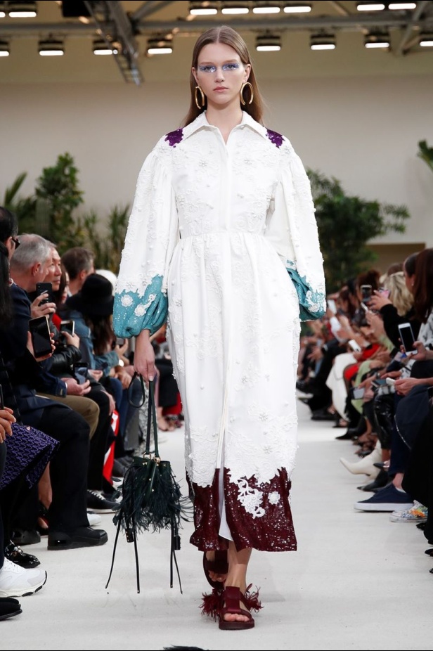 مجموعة فالنتينو لموسم ربيع وصيف 2019