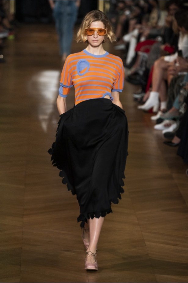 اسبوع الموضة في باريس 2019 مجموعة ستيلا مكارتني لربيع وصيف 2020