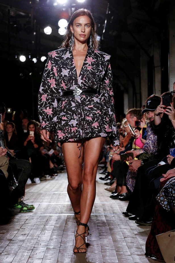 اسبوع الموضة في باريس 2019 مجموعة الالبسة الجاهزة من إيزابيل مارانت لربيع وصيف 2020