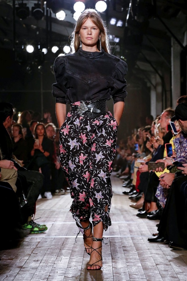 اسبوع الموضة في باريس 2019 مجموعة الالبسة الجاهزة من إيزابيل مارانت لربيع وصيف 2020