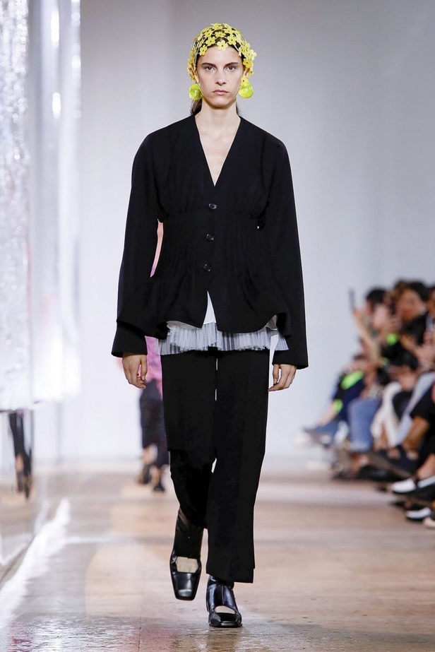 اسبوع الموضة في باريس 2019  مجموعة NINA RICCI الفاخرة  لربيع وصيف 2020