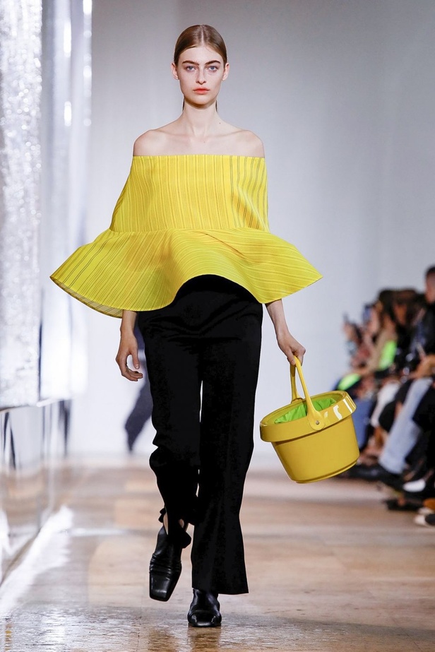 اسبوع الموضة في باريس 2019  مجموعة NINA RICCI الفاخرة  لربيع وصيف 2020