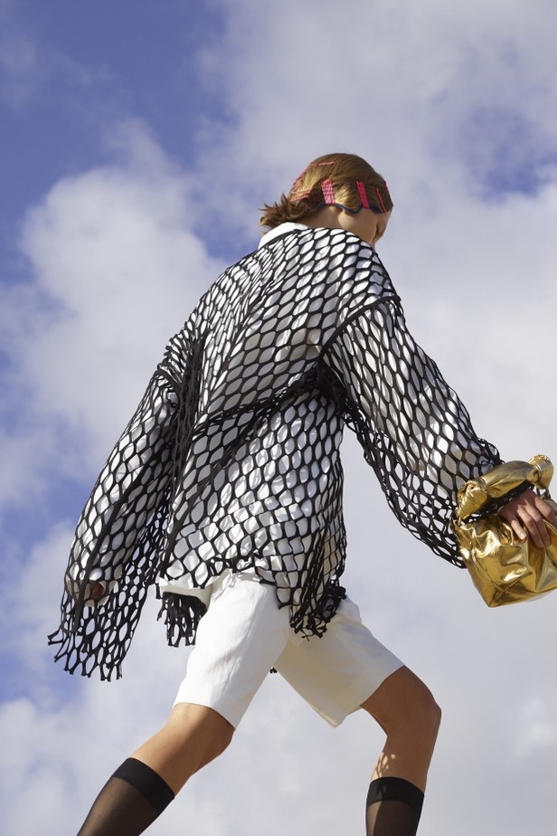 عرض أزياء Dries Van Noten لمجموعة ربيع وصيف 2021 من أسبوع باريس للموضة