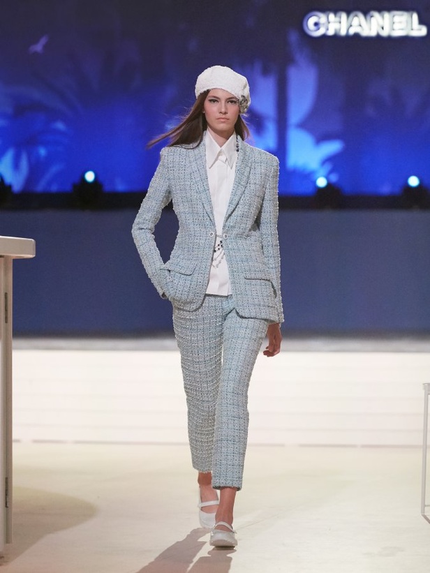  أكسسوارات القش في مجموعة شانيل كروز 2019