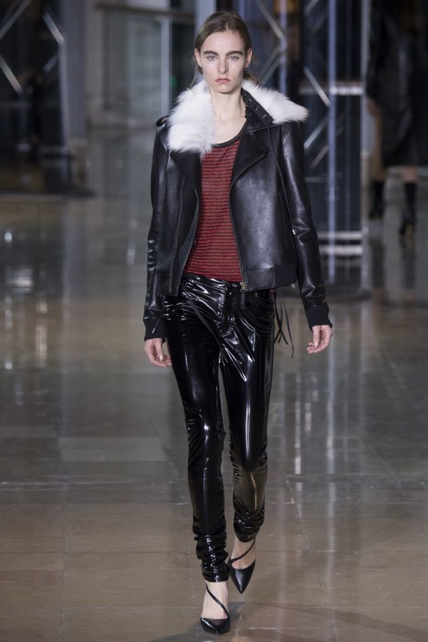 عرض انطوني فاكاريلو لخريف وشتاء 2016-2017