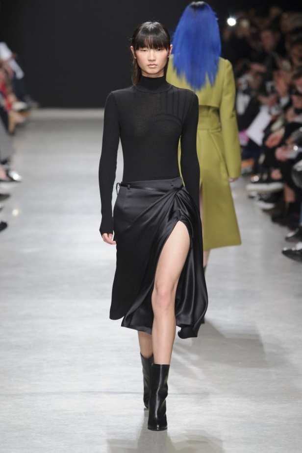 مجموعة Guy Laroche الكلاسيكية لخريف وشتاء 2017