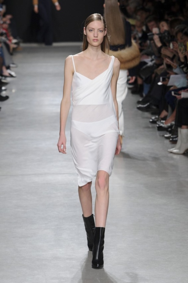 مجموعة Guy Laroche الكلاسيكية لخريف وشتاء 2017