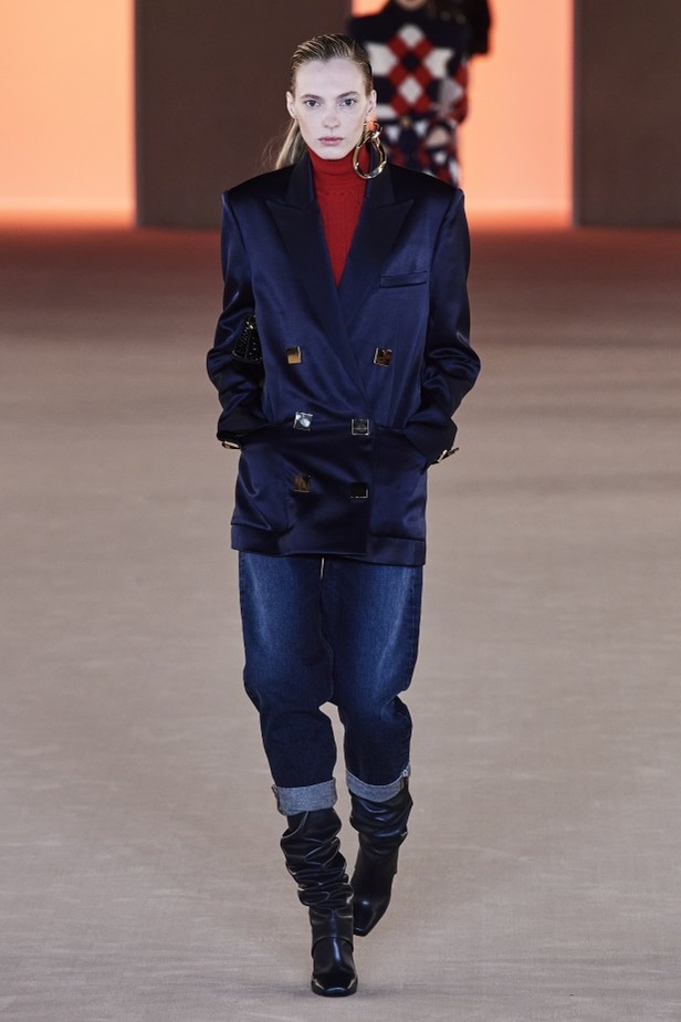 عرض ازياء balmain لخريف وشتاء 2020-2021 مباشرة من باريس