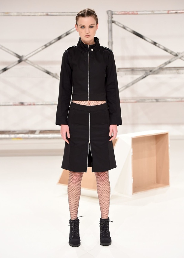 مجموعة "آرمي أوف وان" لموسم خريف وشتاء 2016-2017