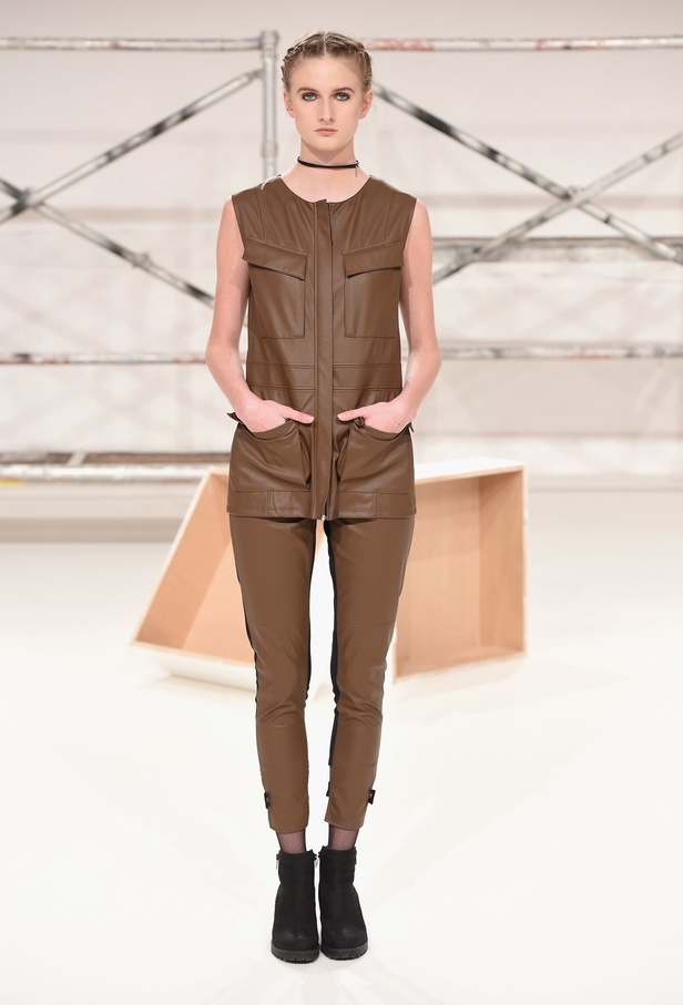 مجموعة "آرمي أوف وان" لموسم خريف وشتاء 2016-2017