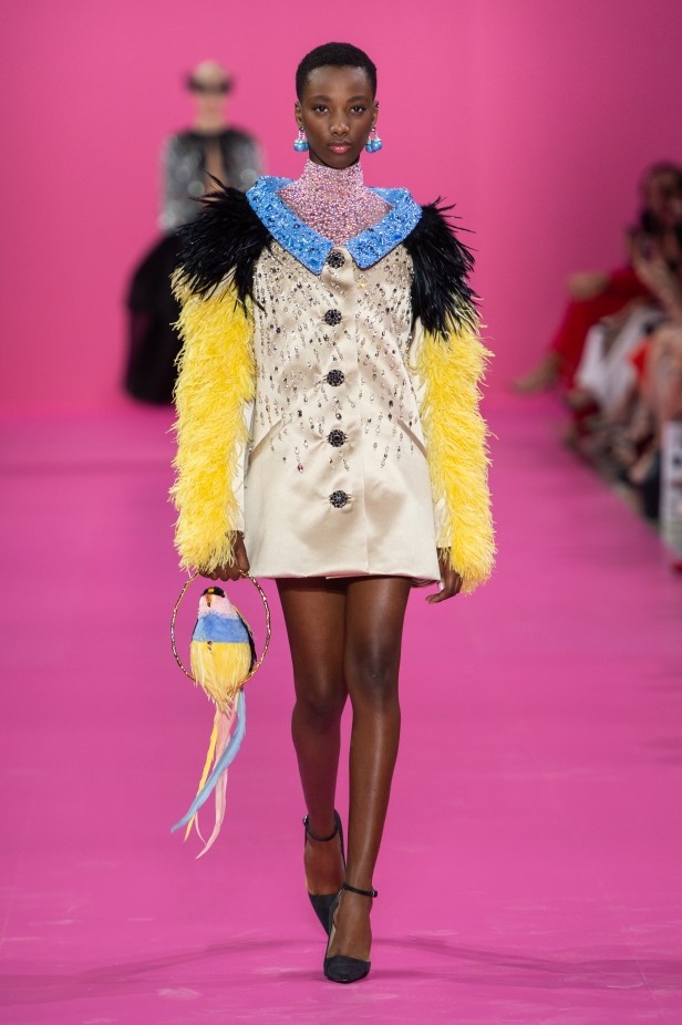 مجموعة جورج حبيقة للأزياء الراقية لخريف 2019: أناقة في التصاميم وعصرية بالتفاصيل