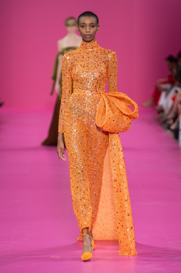 مجموعة جورج حبيقة للأزياء الراقية لخريف 2019: أناقة في التصاميم وعصرية بالتفاصيل