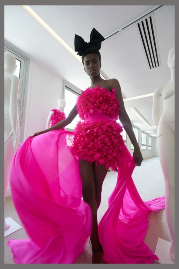 مجموعة Giambattista Valli لخريف وشتاء 2019-2020