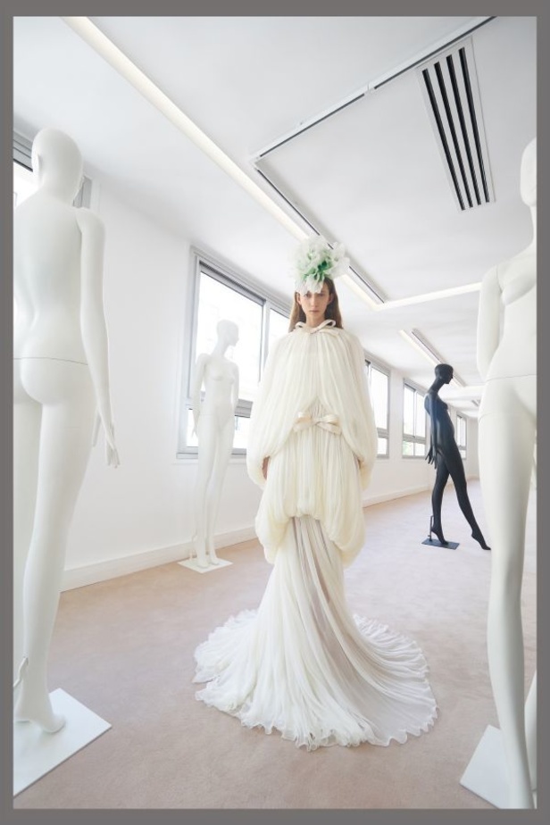 مجموعة Giambattista Valli لخريف وشتاء 2019-2020