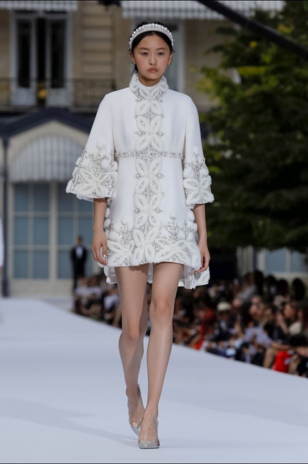 مجموعة رالف أند روسو للهوت كوتور لشتاء 2019