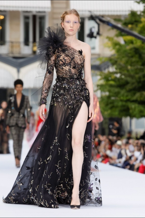 مجموعة رالف أند روسو للهوت كوتور لشتاء 2019