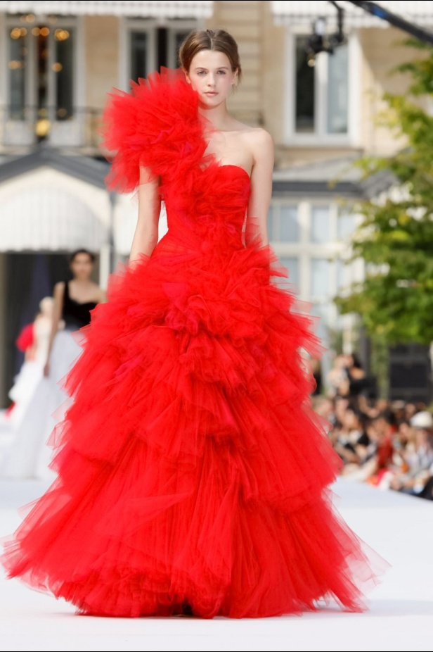 مجموعة رالف أند روسو للهوت كوتور لشتاء 2019