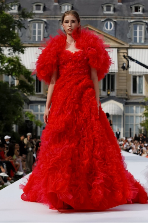 مجموعة رالف أند روسو للهوت كوتور لشتاء 2019