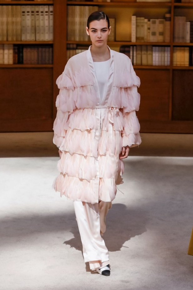  مجموعة شانيل هوت كوتور 2020 من اسبوع الموضة في باريس 2019