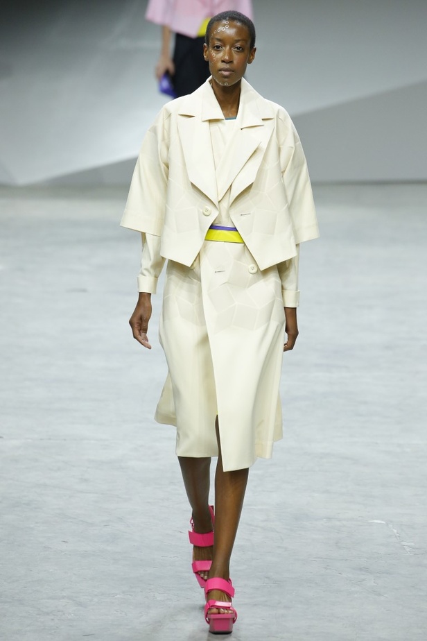 مجموعة ايسي مياكي لموسم ربيع وصيف 2017