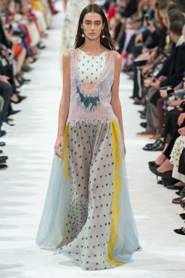 مجموعة فالنتينو لربيع و صيف 2018