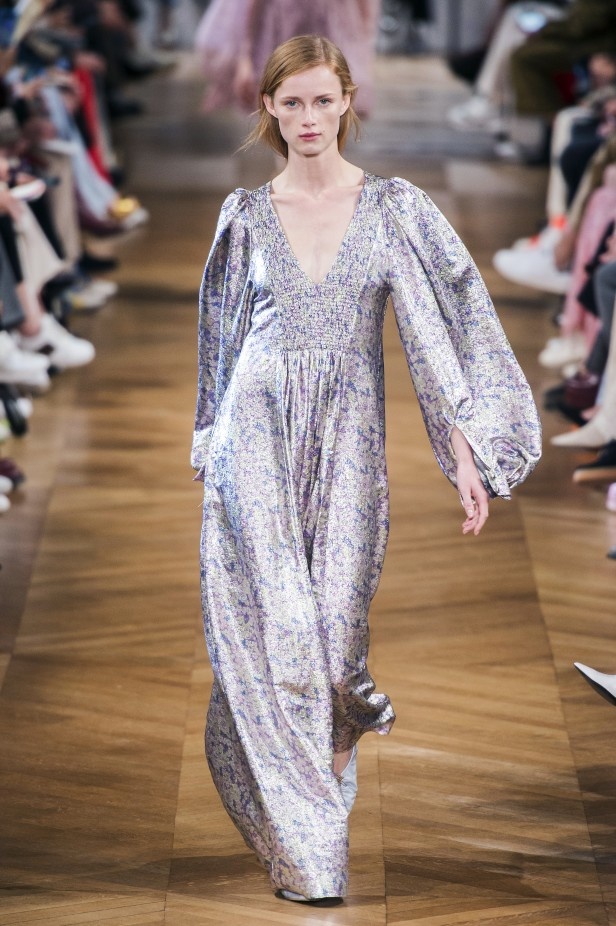 عرض  Stella McCartney لربيع وصيف 2019