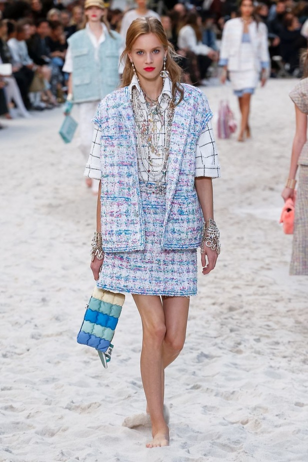 عرض أزياء "شانيل" Chanel لربيع وصيف 2019 !