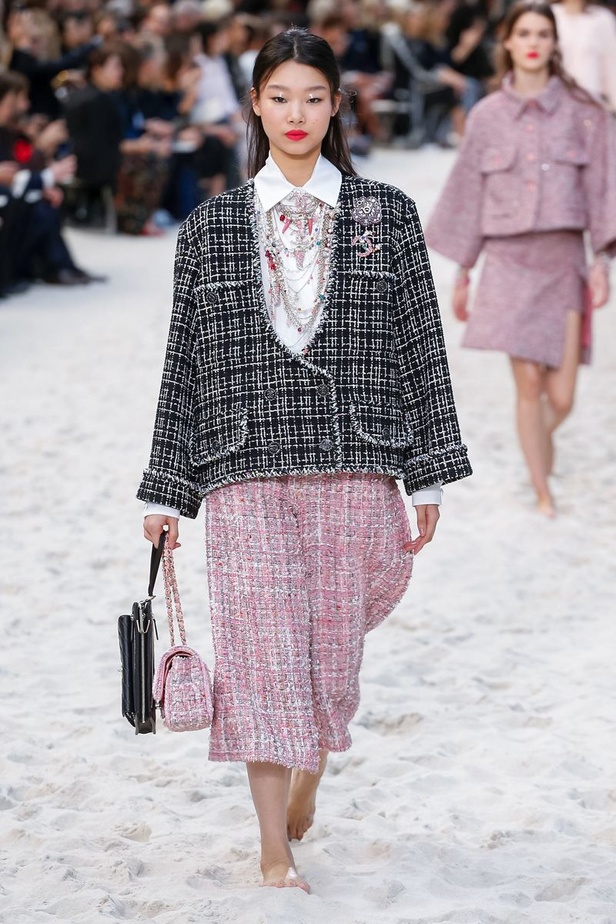 عرض أزياء "شانيل" Chanel لربيع وصيف 2019 !