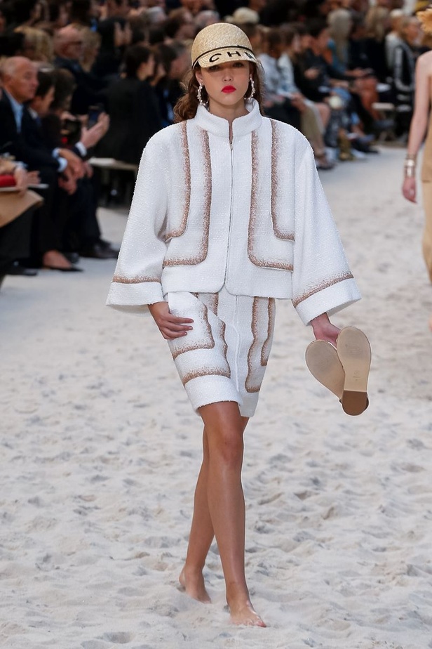 عرض أزياء "شانيل" Chanel لربيع وصيف 2019 !