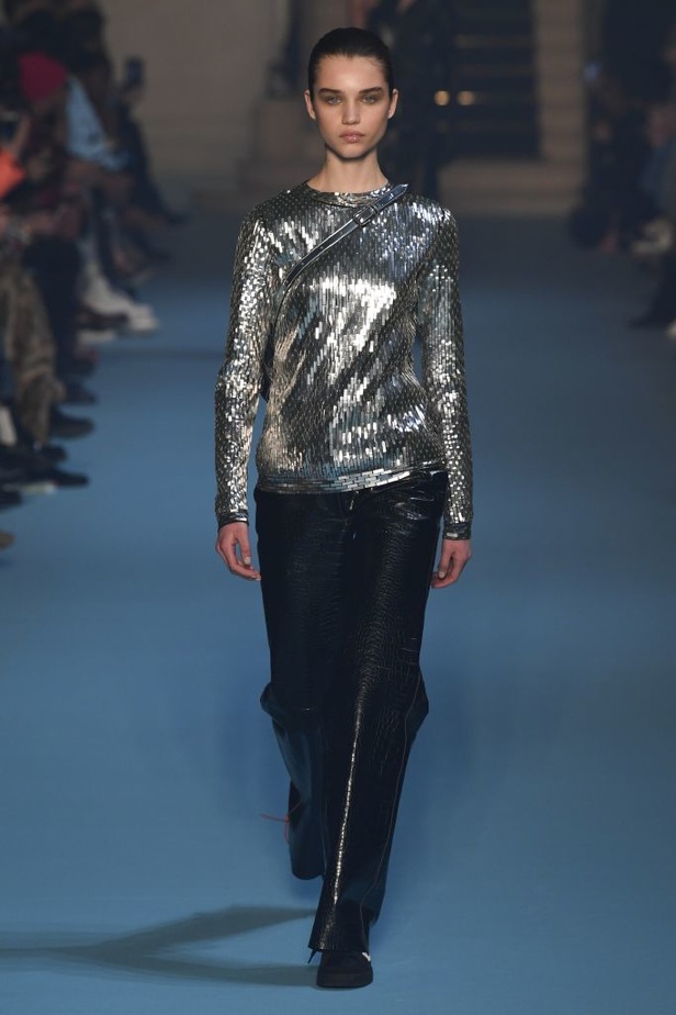 عرض أزياء Off White لخريف وشتاء ٢٠١٨ !