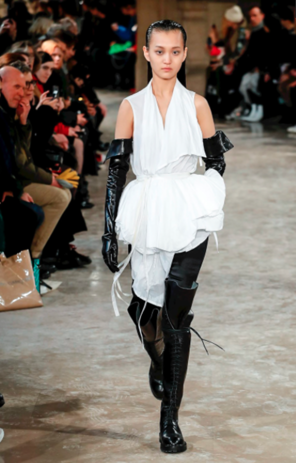 مجموعة Ann Demeulemeester لخريف وشتاء ٢٠١٨ !