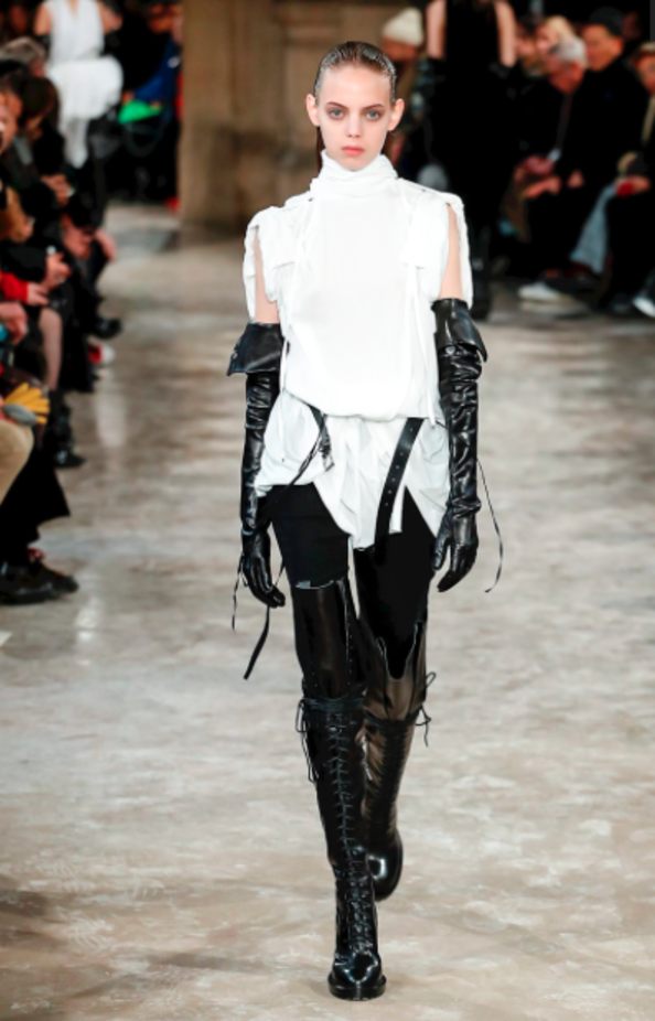 مجموعة Ann Demeulemeester لخريف وشتاء ٢٠١٨ !