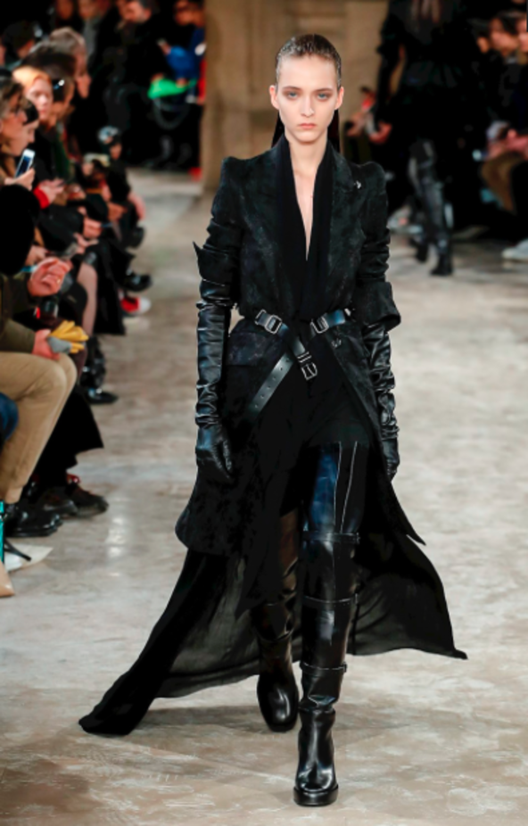 مجموعة Ann Demeulemeester لخريف وشتاء ٢٠١٨ !